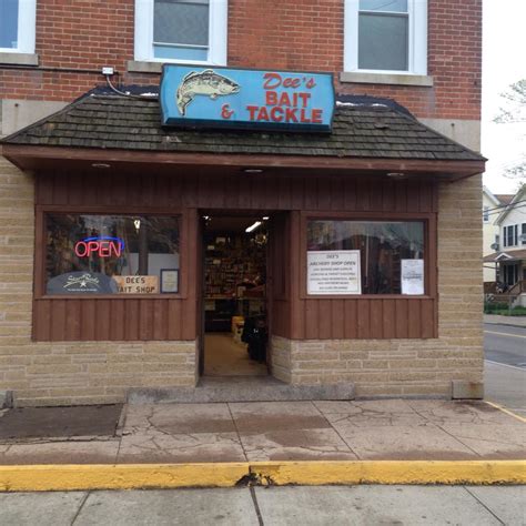 dee's bait and tackle photos|Dee's Bait & Tackle, 93 Clay St, New Haven, CT.